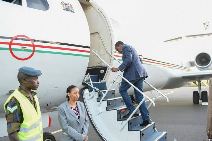 Uhuru Kenyatta boarding his flight