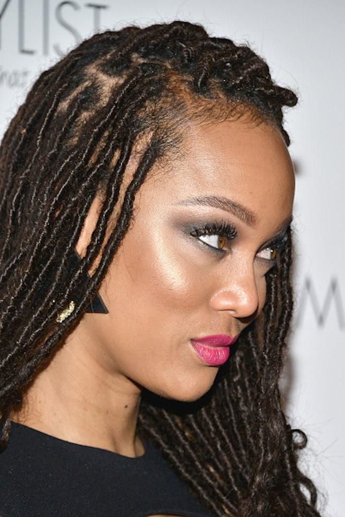 Tyra Banks shows off her faux locs