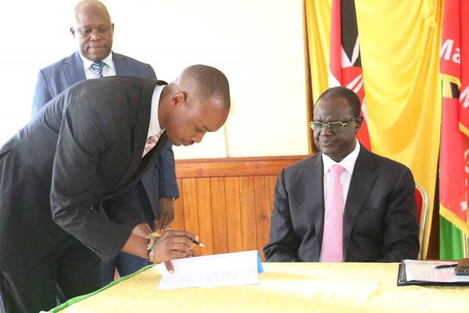 File image of Governor Kiraitu Murungi with Sports and Youth CEC Daniel Kiogora