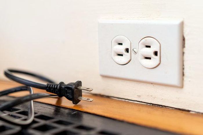 00wc Electric-Safety-slide-D4BG-articleLarge