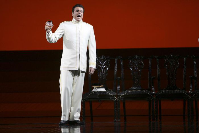 Marcello Giordani, Tenor Who 'Sang Like a God,' Dies at 56