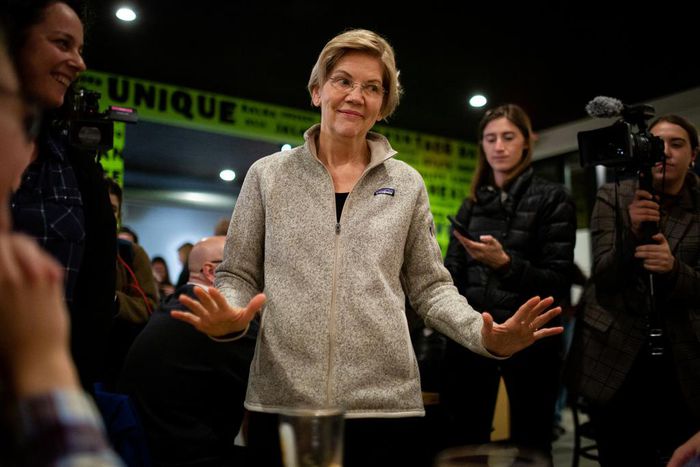 Billionaire's Letter to Warren Accuses Her of 'Warping the Facts' on Wealthy