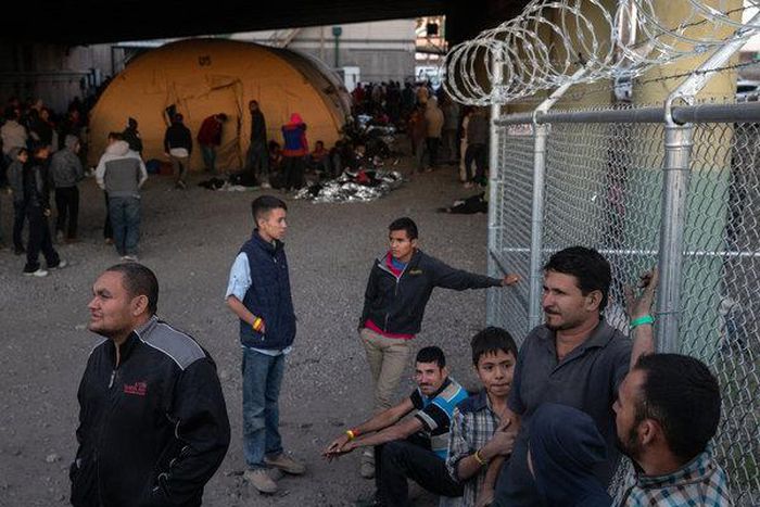 Two new tent cities will be built in Texas to hold migrants