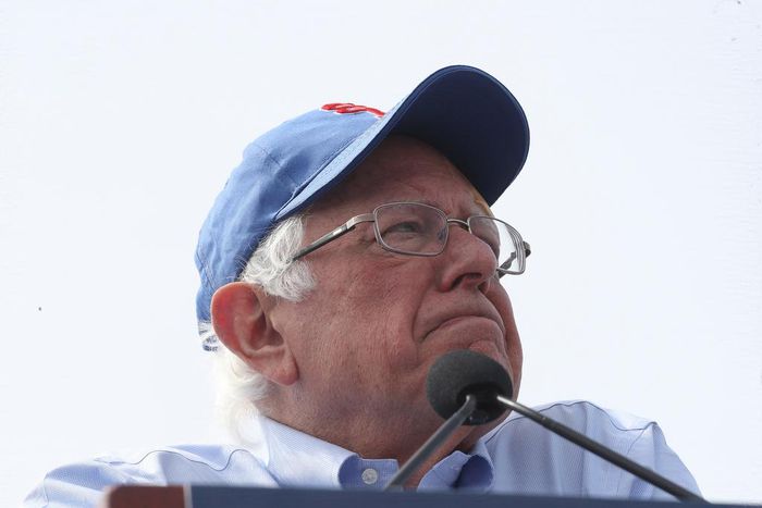 Bernie Sanders Says 'No' to Incrementalism, Highlighting Divide Among Democrats