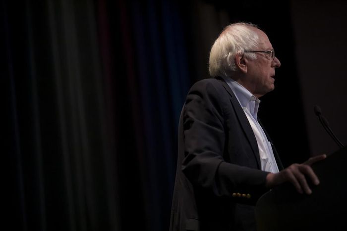 Bernie Sanders Sets a Goal: Double Union Membership in Four Years
