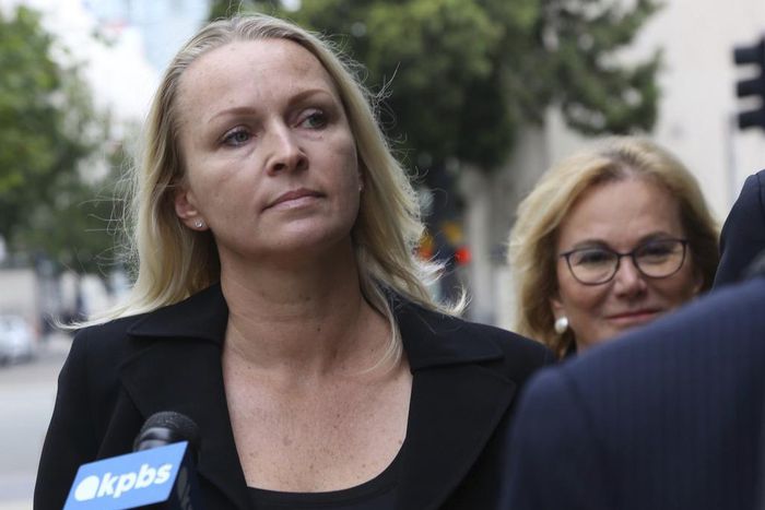 Rep. Duncan Hunter's wife pleads guilty in corruption case