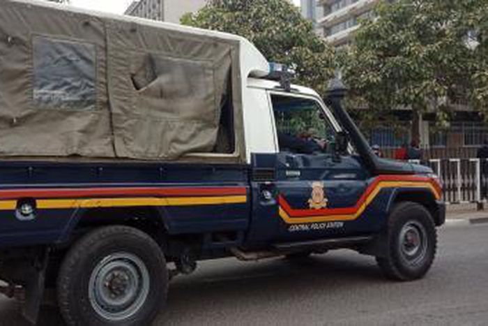 Officers busted ferrying drugs