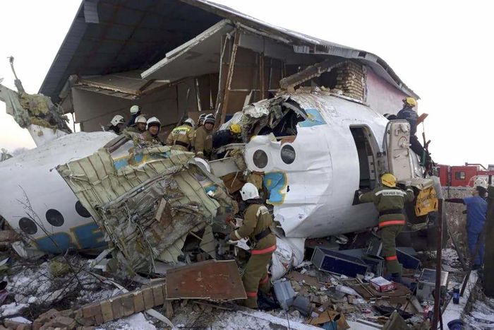 Plane Crash in Lafayette, La., Leaves 5 Dead, Official Says