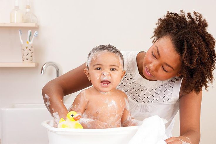 Bathing baby (babysense)