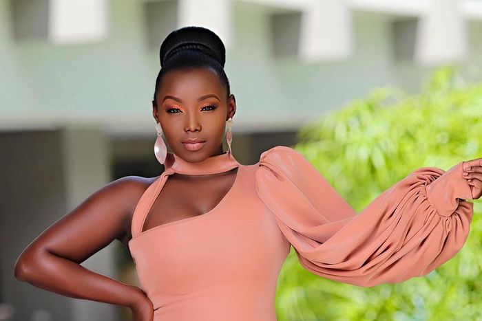 Kate actress forced to defend herself over allegations of being a snob to her fans