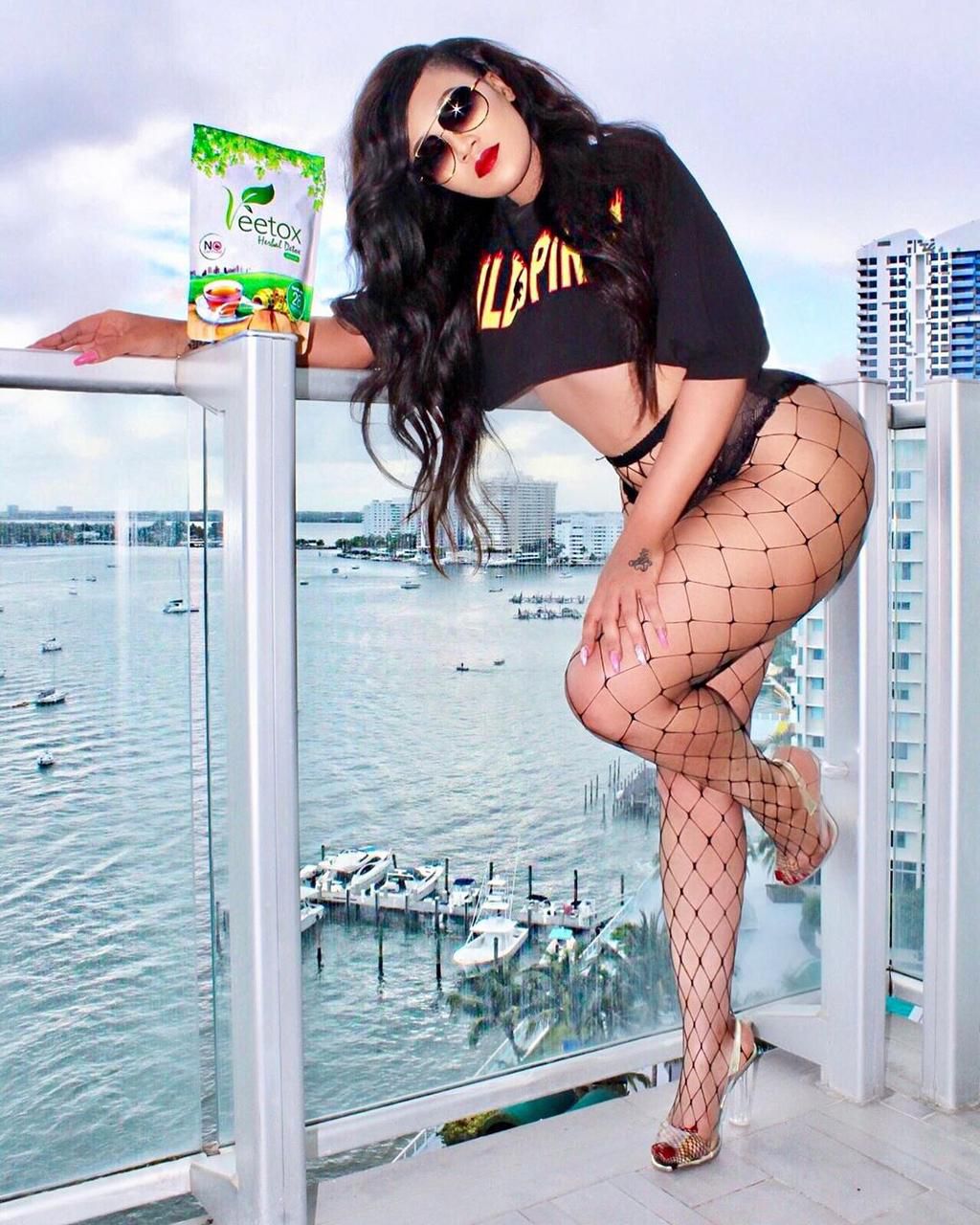 Vera promoting Veetox (Instagram)