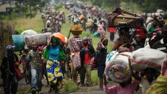___9152908___2018___11___30___9___To-escape-violence-thousands-of-civilians-flee-DRC-into-Uganda-678x381