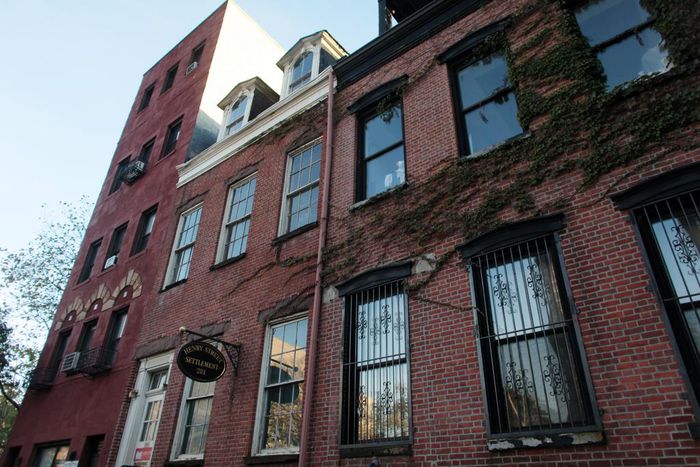 Earhart Signed; Roosevelt, Too: A Dusty Artifact Shows the Reach of a Social Reformer