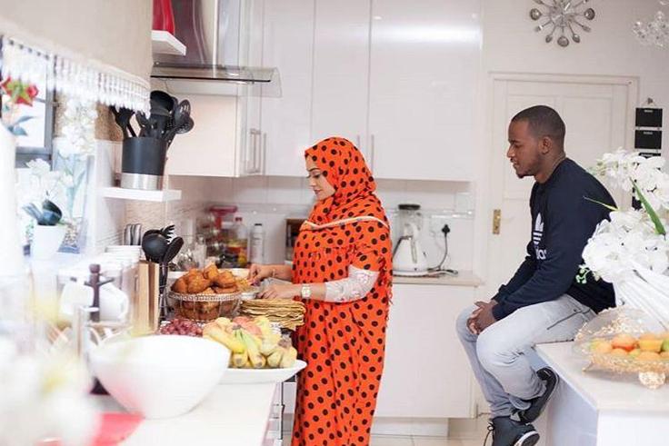Mnikome – Zari Hassan lashes out at fan after question on her religion