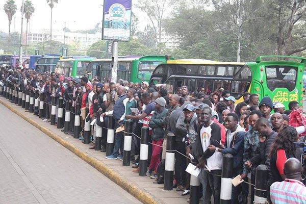 Kenyans queuing to register for Huduma Namba