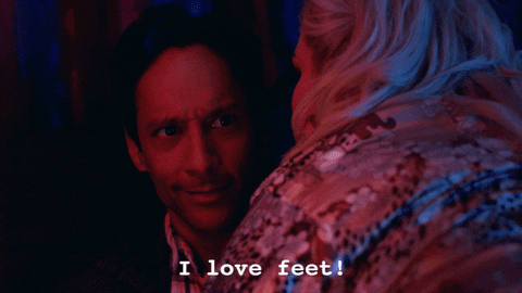 Foot fetish (Giphy)