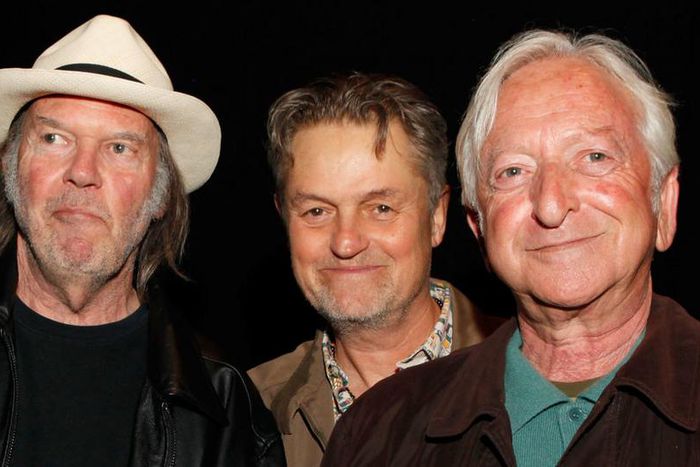 Elliot Roberts, manager of Rock -stars, is dead at 76