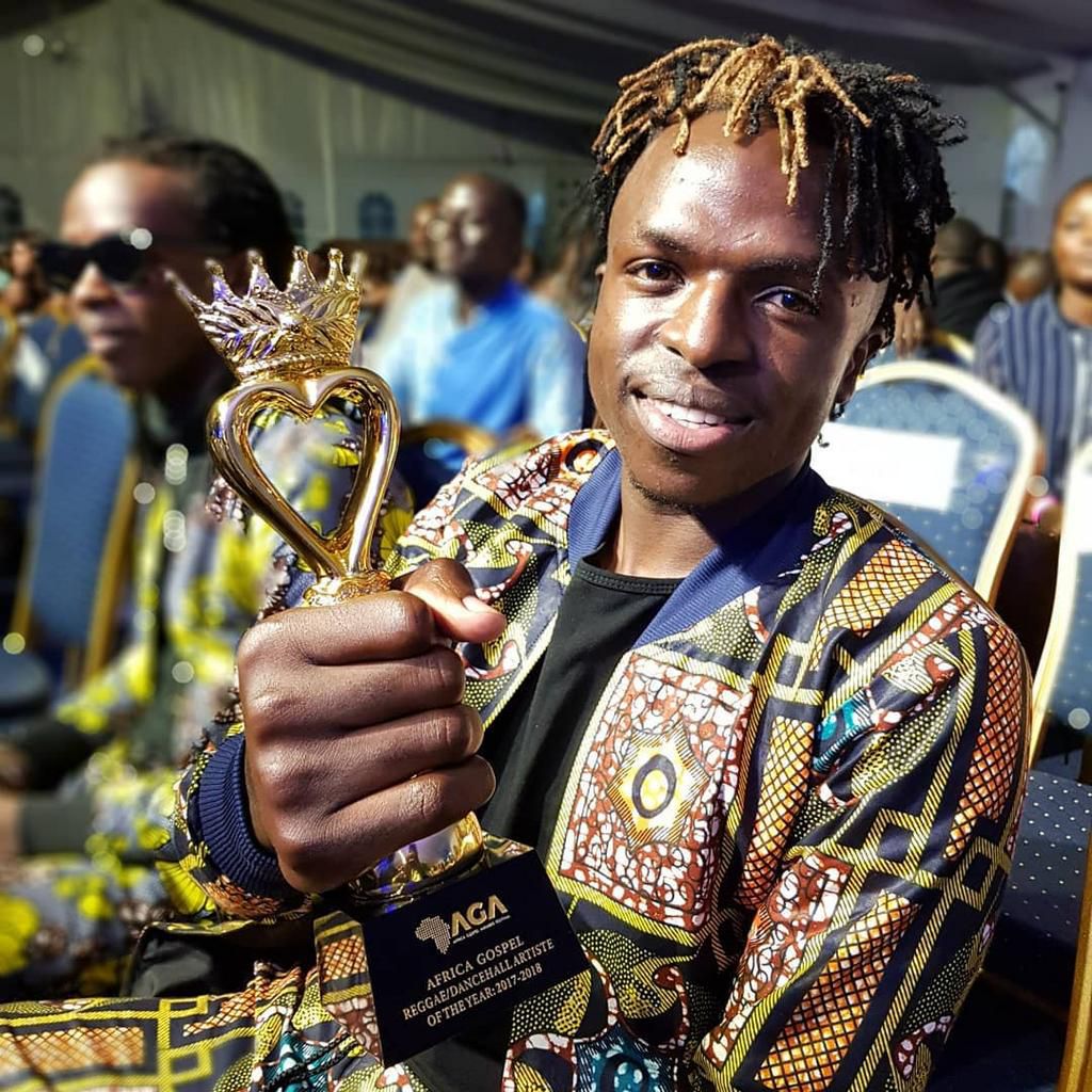 Singer Jabidii wins prestigious Award in Ghana