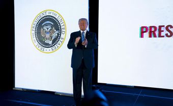 How Trump Ended Up Onstage With a Fake Presidential Seal