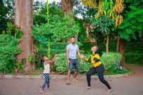 Kama wawili wananistress hivi usiwahi nirudisha hapa – DJ Mo to Size 8 on having more kids