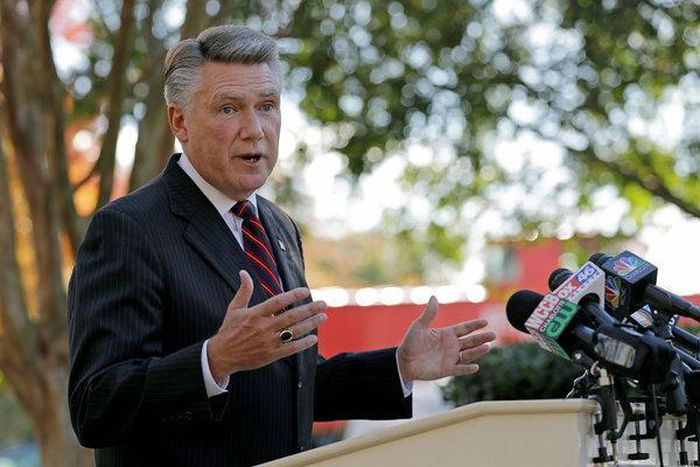 As House of Representatives convenes, there's one empty seat