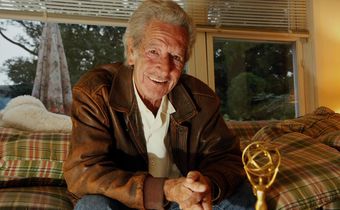Steve Dunleavy, Brash Face of Murdoch Journalism, Dies at 81