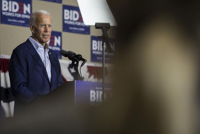 Biden Says He 'Wasn't Prepared' for Rival's Line of Attack
