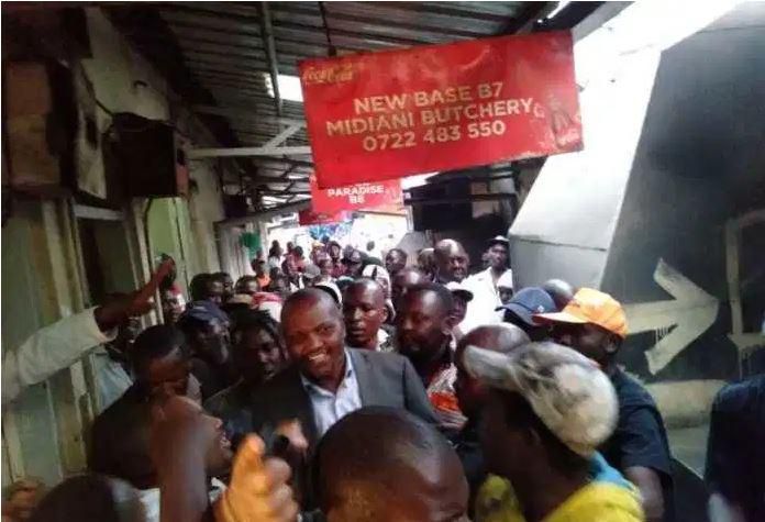 Moses Kuria storms Kibra to campaign for ODM candidate, badly attacks Mariga [Video]