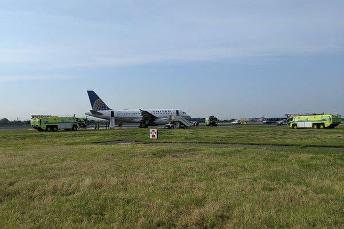 Newark airport 'emergency' briefly halts flights, causing delays, officials say