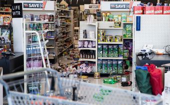 Powerful quake, and swarm of aftershocks, strike northeast of Los Angeles