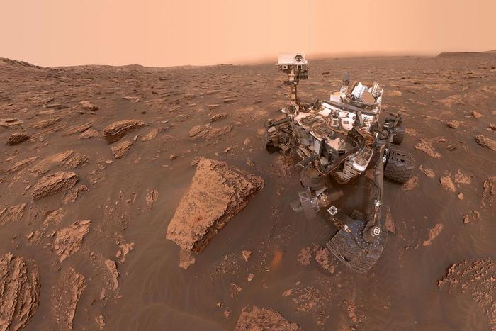 NASA Rover on Mars Detects Puff of Gas That Hints at Possibility of Life