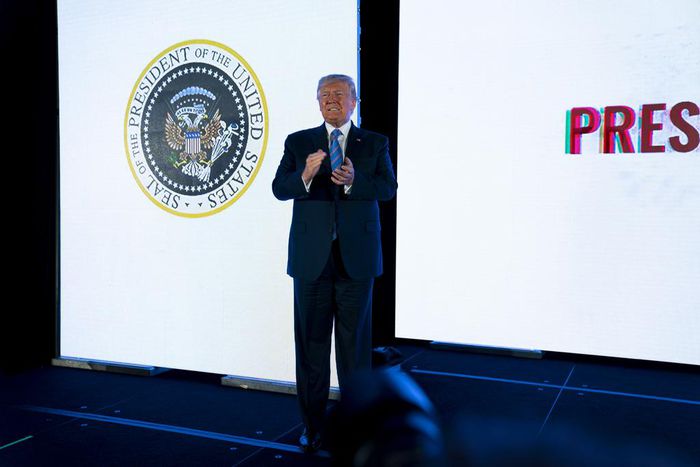 How Trump Ended Up Onstage With a Fake Presidential Seal