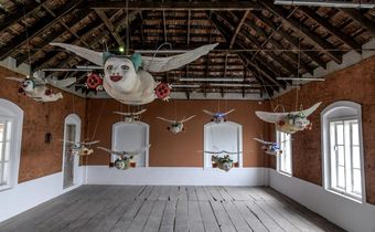 In India, Building Bridges Between Life and Art