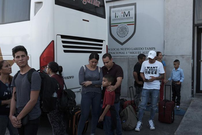 U.S. Can Block Migrants Seeking Asylum, but Only in Some States, Appeals Court Rules