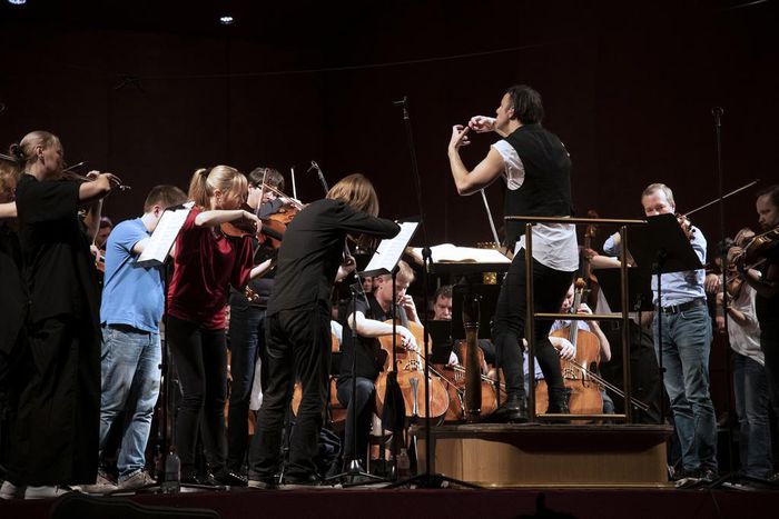 Savior or Charlatan? A Punk Maestro Jolts Classical Music