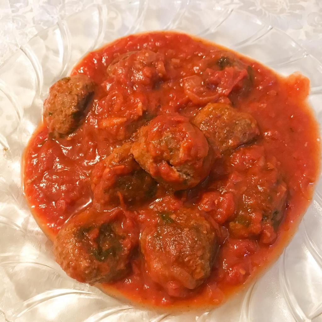Recipe with a Pulselive twist: How to make Meatballs in tomato sauce