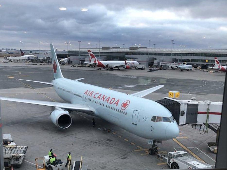 Fiery activist Miguna Miguna fires up his supporters as he begins his journey to Kenya