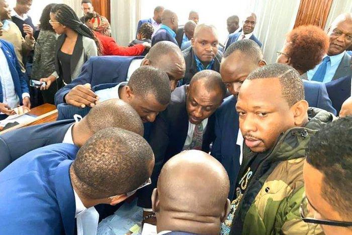 Magistrate Douglas Ogoti laughs at Senator Kipchumba Murkomen's understanding of the law during Governor Mike Sonko's corruption case