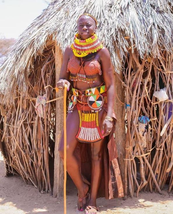 Akothee wins hearts after donating food and water to Turkana residents