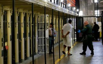 After soul searching, Gov. Gavin Newsom will halt executions in California