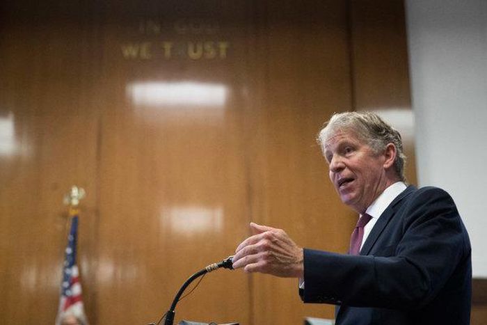 Highly unusual feud breaks out between police and prosecutors