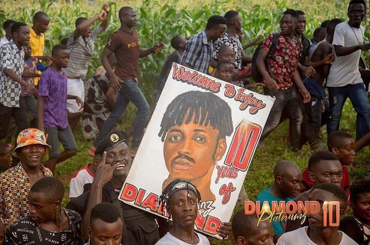 WCB President Diamond accorded a heroic welcome in his home Town Kigoma ahead of much anticipated Concert (photos)