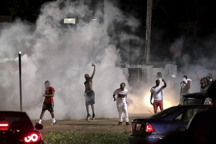 25 Memphis officers hurt in protest after a shooting