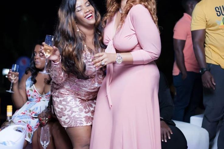 Zuleha and Zari (Instagram)