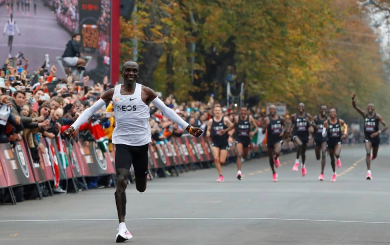 Uhuru, Raila and DP Ruto react to Eliud Kipchoge’s spectacular performance at the INEOS challenge [