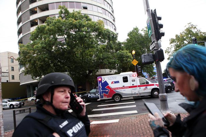 1 Killed, 2 Injured in Shooting at Senior Apartments in Vancouver, Wash.