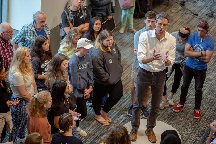 O'Rourke Urges Financial Giants to Cut Services for Gun Sales