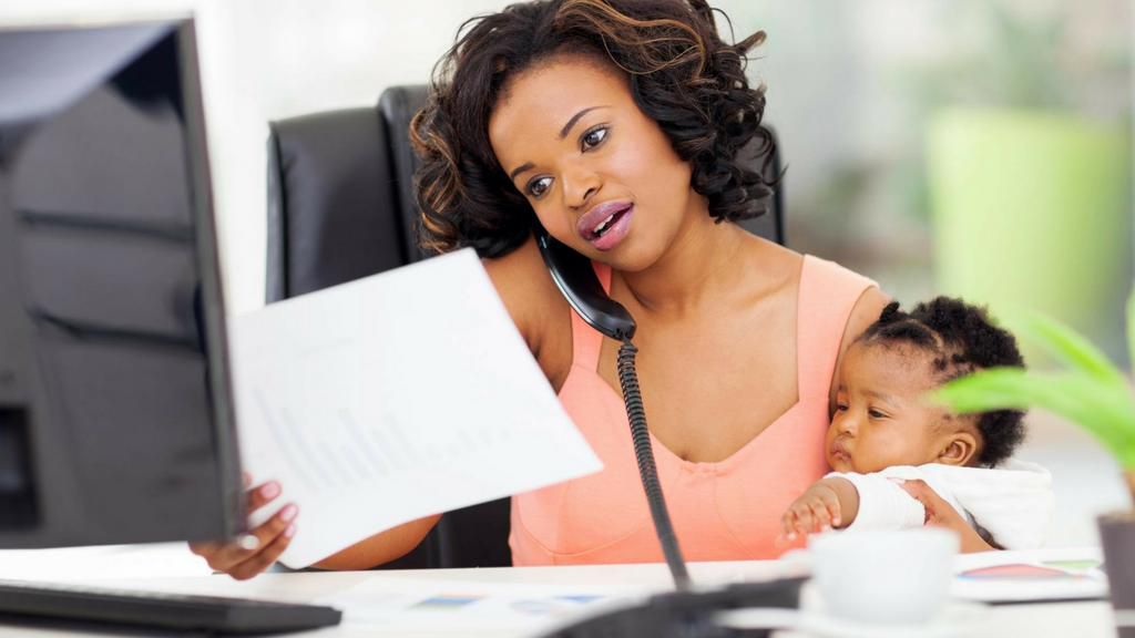 Working mom(Monley Innovations)