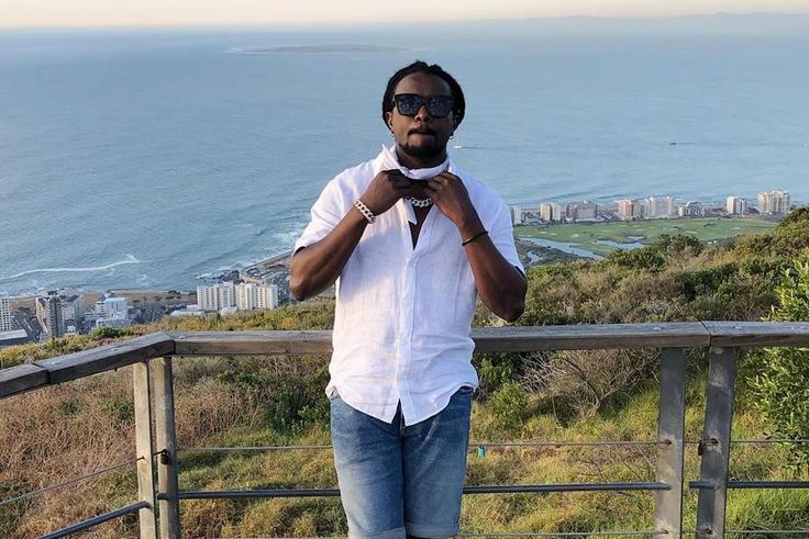Nyashinski’s unexpected post after Nairobi ladies hit the street protesting his marriage
