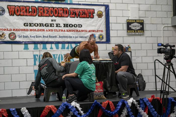 He Held a Plank for More Than 8 Hours, Setting a Record